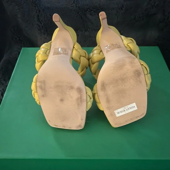 STEVE MADDEN Kenley Braided Heels - Picture 6 of 7